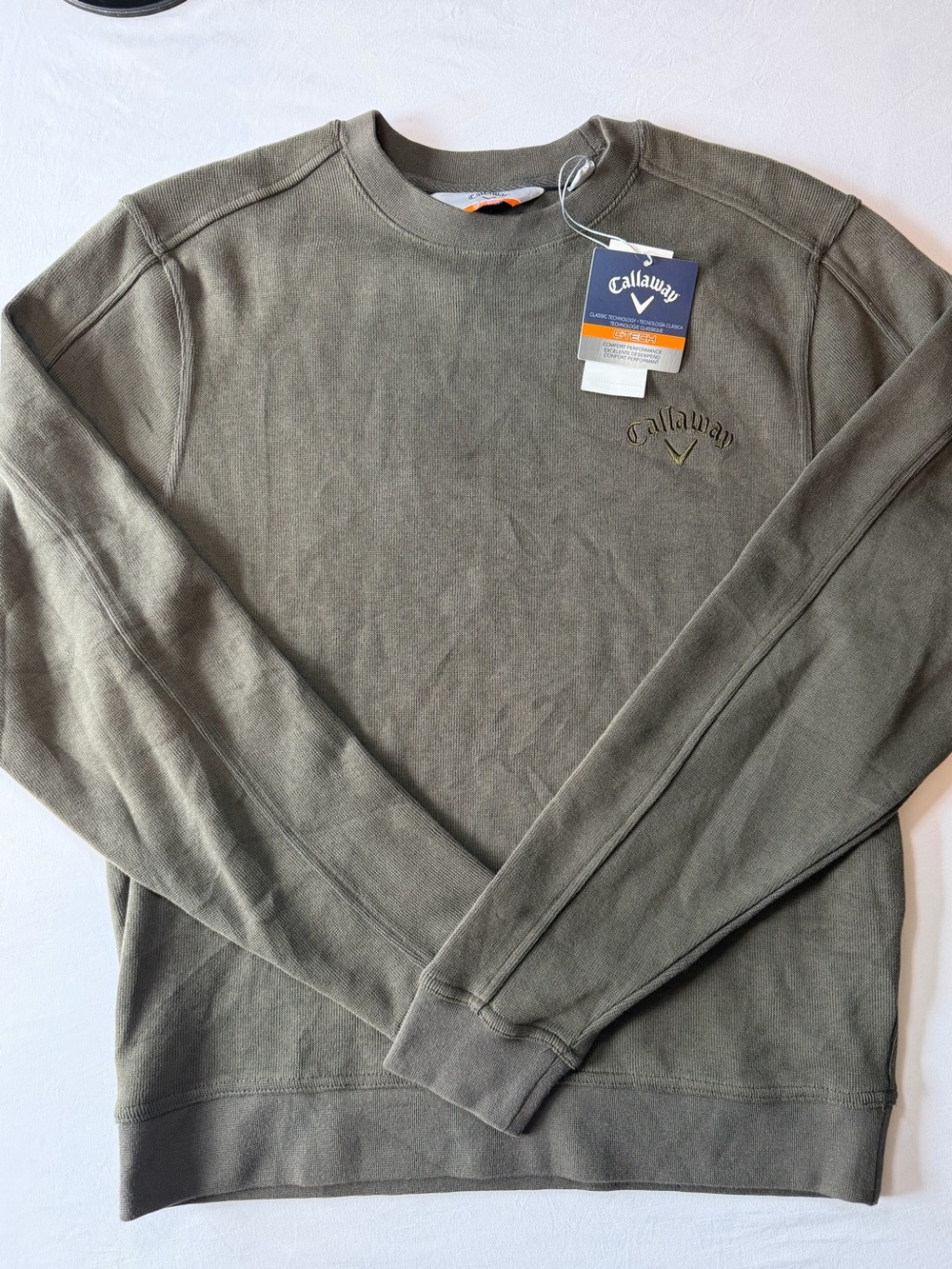 NWT!! Callaway crewneck